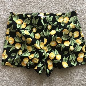 Limon shorts